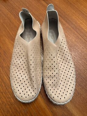 Ilse Jacobsen Nude Perforated Slip-On Mules